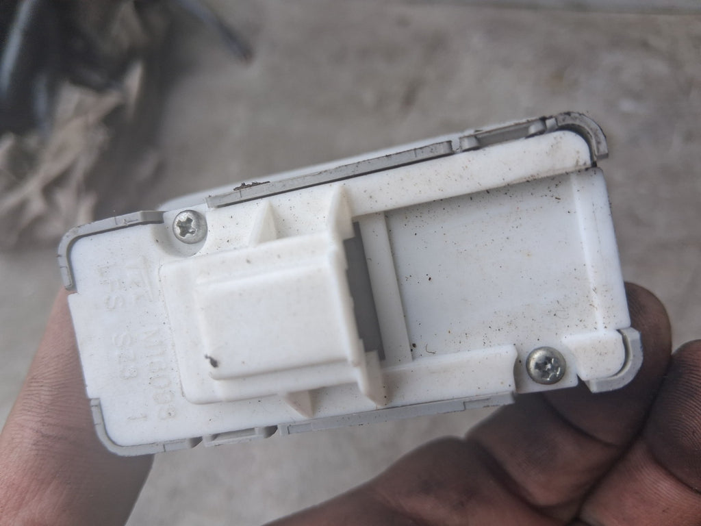2007 HONDA JAZZ MK2 SUNROOF ADJUSTMENT ELECTRIC CONTROL BUTTON SWITCH