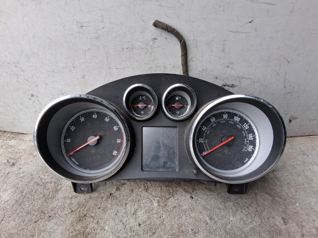 VAUXHALL ZAFIRA C 2018 1.4 PETROL MANUAL SPEEDO INSTRUMENT CLUSTER 13460587