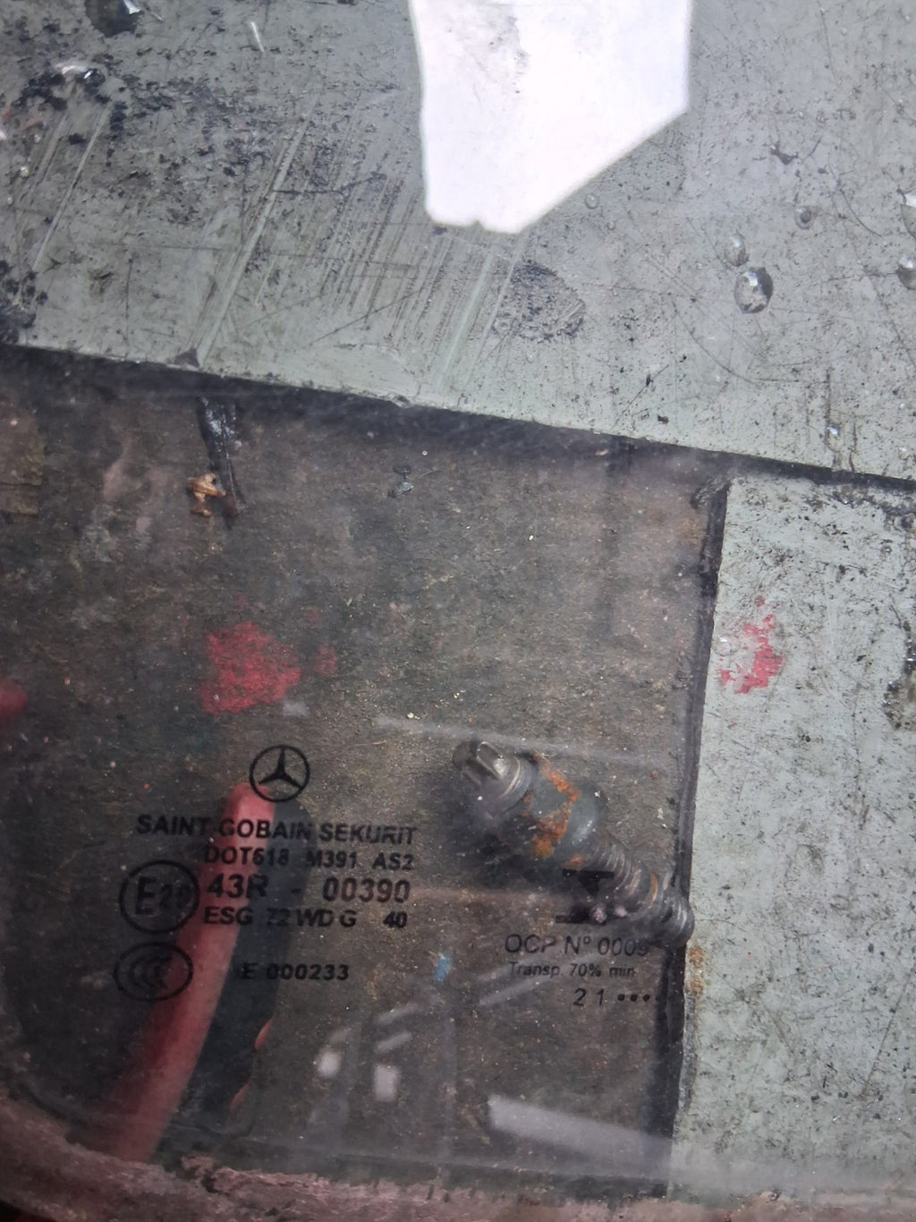 MERCEDES SPRINTER 2021 OSF DRIVER SIDE DOOR WINDOW GLASS 43R00390