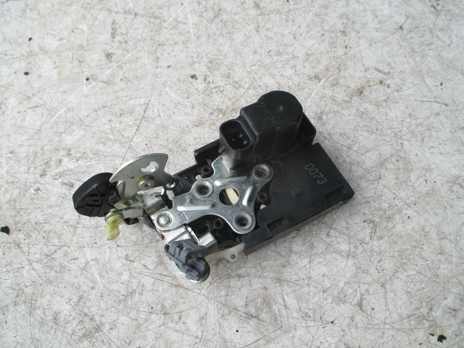 VAUXHALL VIVA 2018 NSR PASSENGER SIDE REAR DOOR LOCK MECHANISM