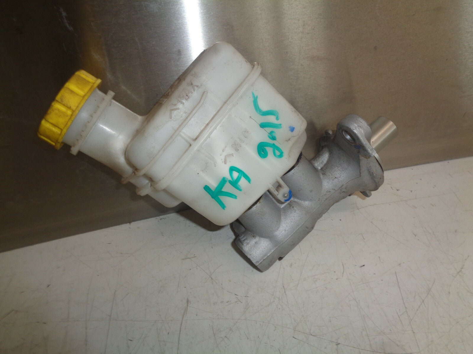 FORD KA MK2 2015 1.2 PETROL BRAKE MASTER CYLINDER 32069666