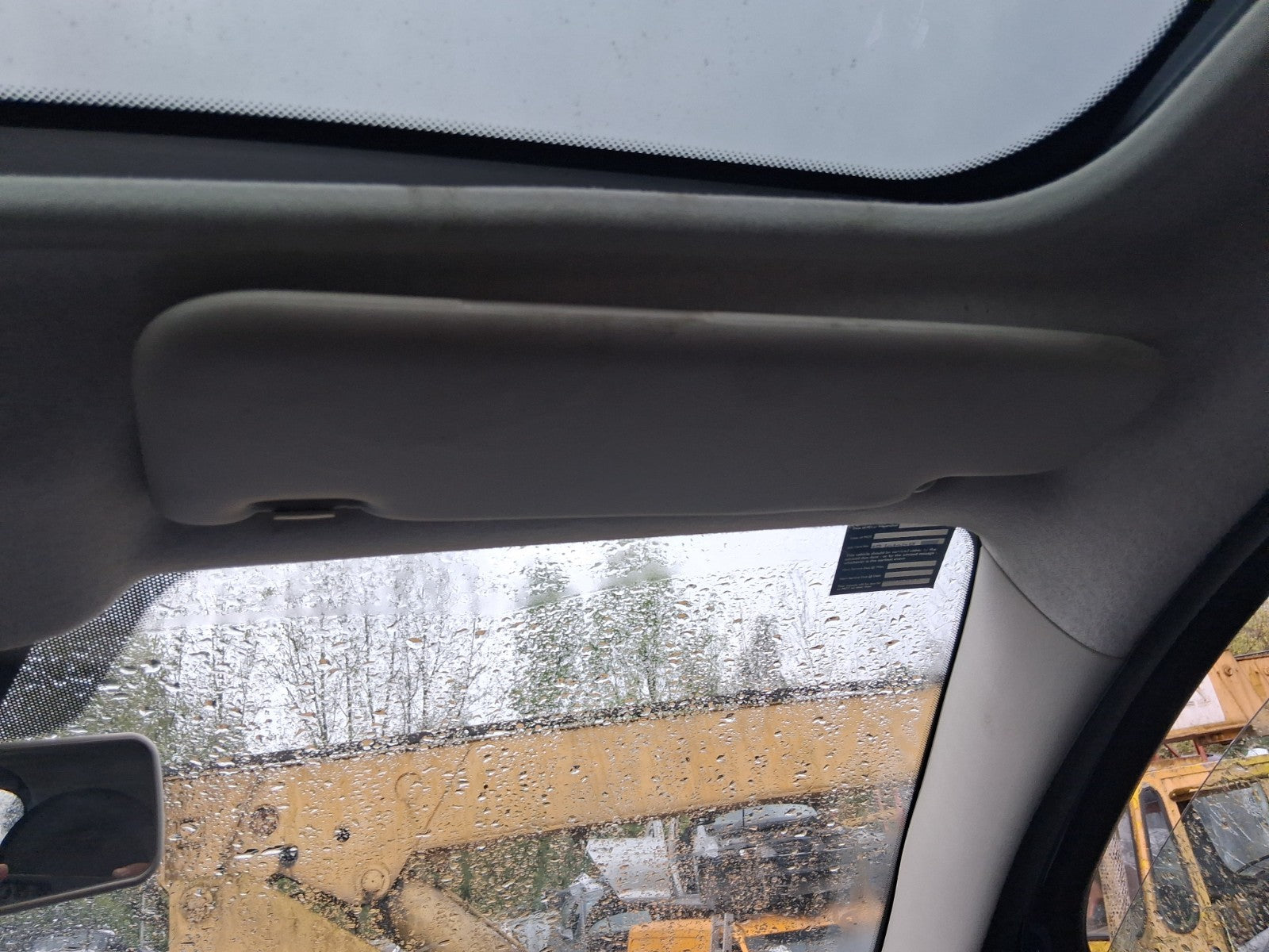 2010 FIAT 500 LOUNGE MK1 OSF DRIVER SIDE FRONT RIGHT SUN VISOR SHADE