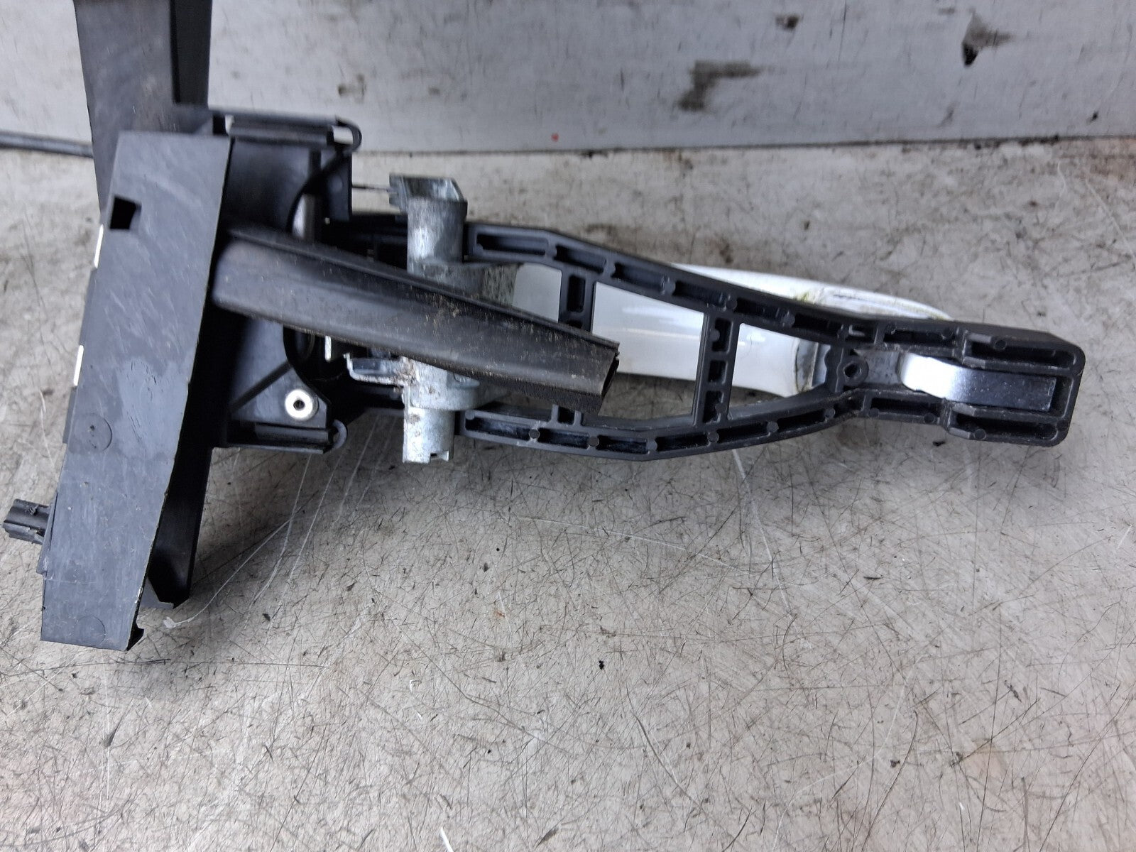 2013 FORD S MAX MK1 OSF DRIVER SIDE FRONT RIGHT EXTERIOR DOOR HANDLE