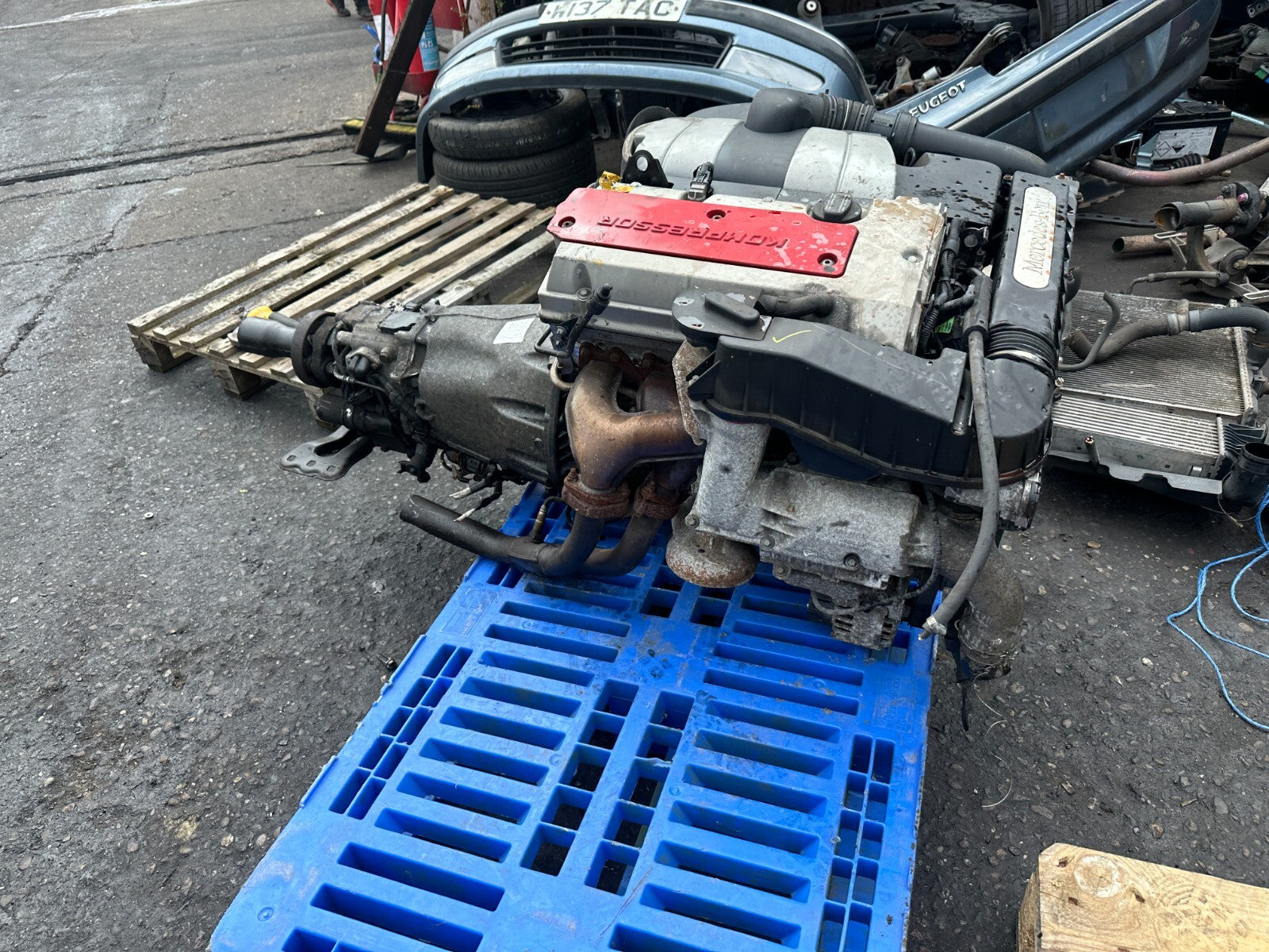 2002 MERCEDES C230 CL203 2.3 PETROL ENGINE COMPLETE M111.981 111.981