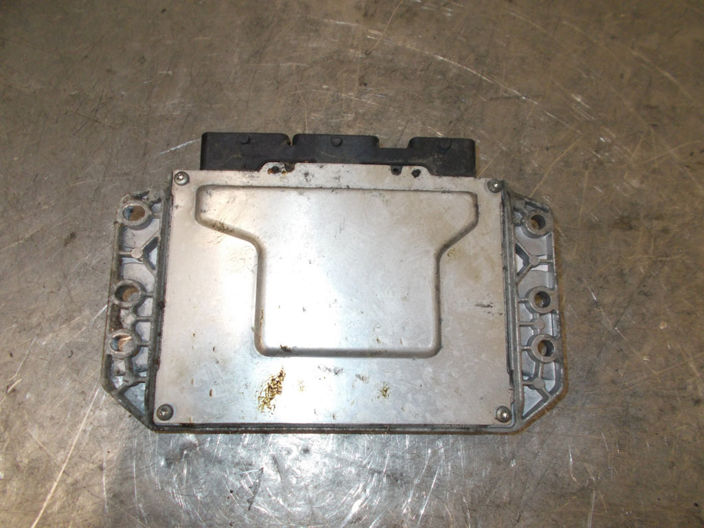 RENAULT CLIO MK3 2007 1.4 16V (K4J780) ENGINE CONTROL UNIT ECU 8200461733