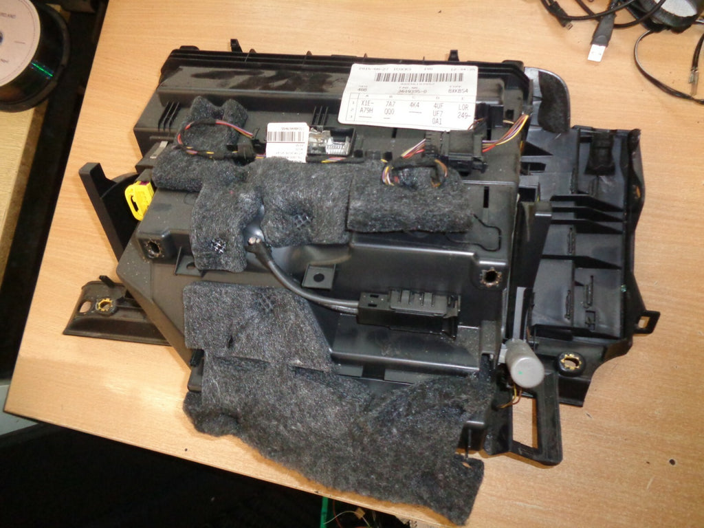 AUDI A1 2015 8X 1.0 TFSI NS PASSENGER SIDE GLOVE BOX 8X2857035A