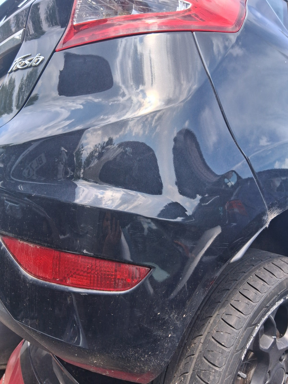 2012 FORD FIESTA ZETEC MK7 5 DOOR COMPLETE REAR BUMPER