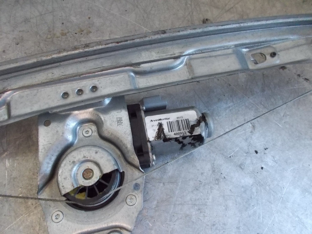 PEUGEOT 206 2004 3 DOOR NS PASSENGER SIDE WINDOW MOTOR REGULATOR 9681182380