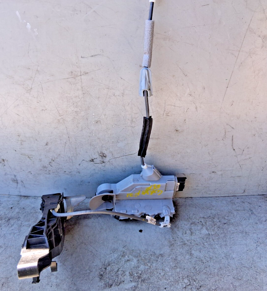 VAUXHALL CORSA F 2021 OSF DRIVER SIDE FRONT RIGHT DOOR LOCK MECHANISM 292848