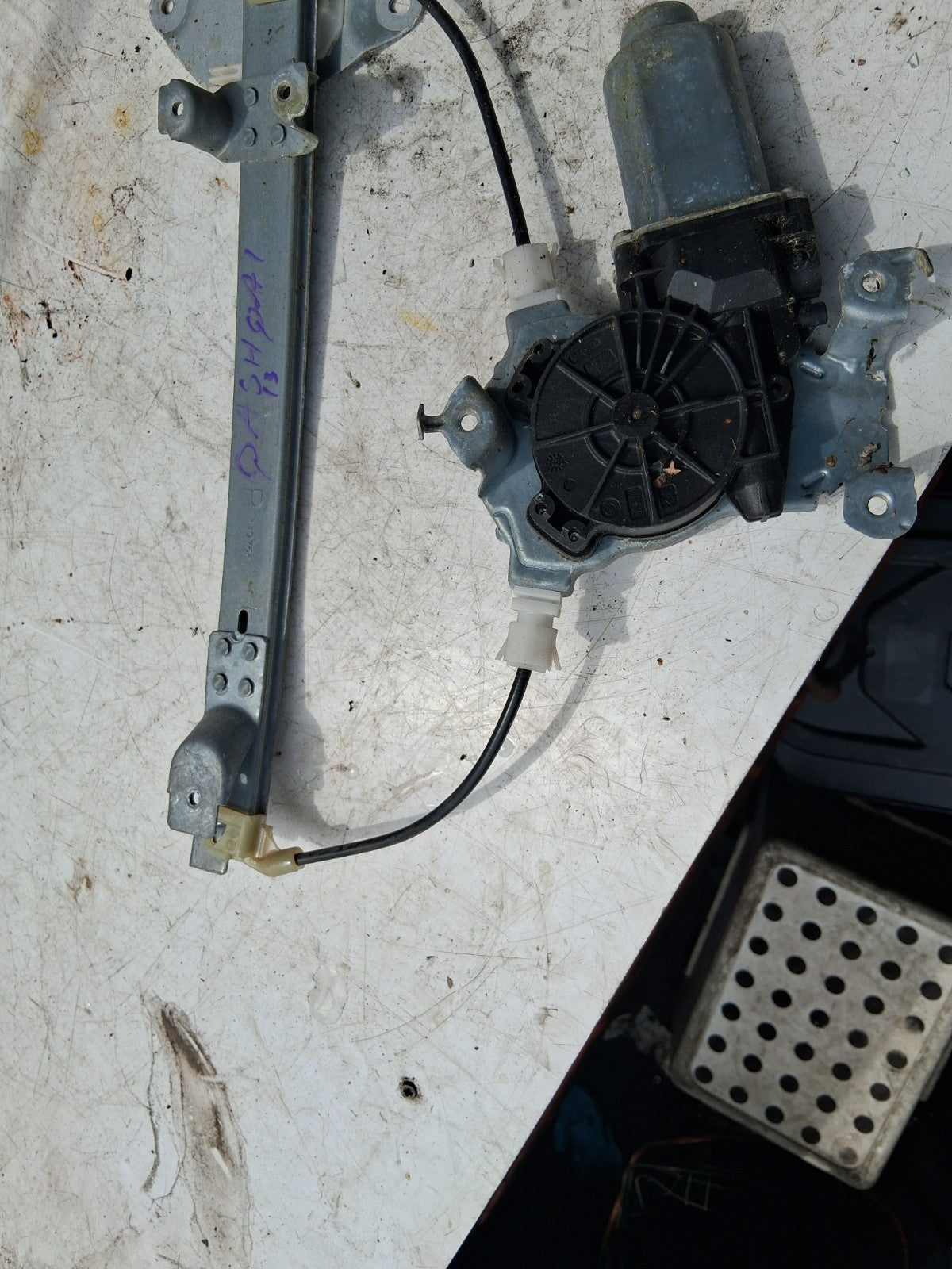 2013 NISSAN QASHQAI J10 NSR REAR PASSENGER SIDE WINDOW MOTOR REGULATOR 119766