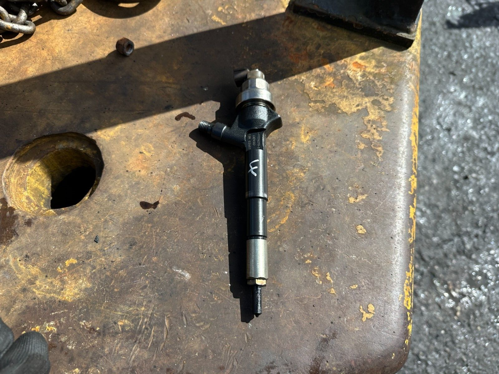 2012 VAUXHALL ZAFIRA 1.7 DIESEL FUEL INJECTOR DENSO 97376270 REF4