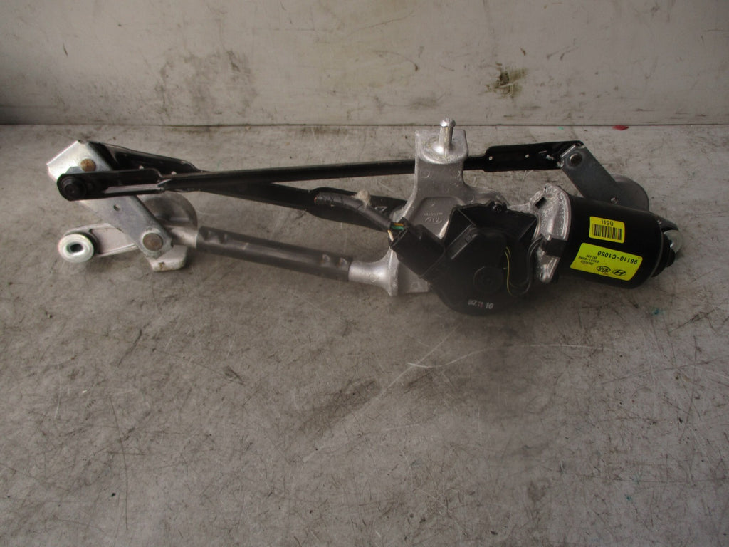 2018 KIA STONIC FRONT WINDSCREEN WIPER MOTOR AND LINKAGE 98110C1050