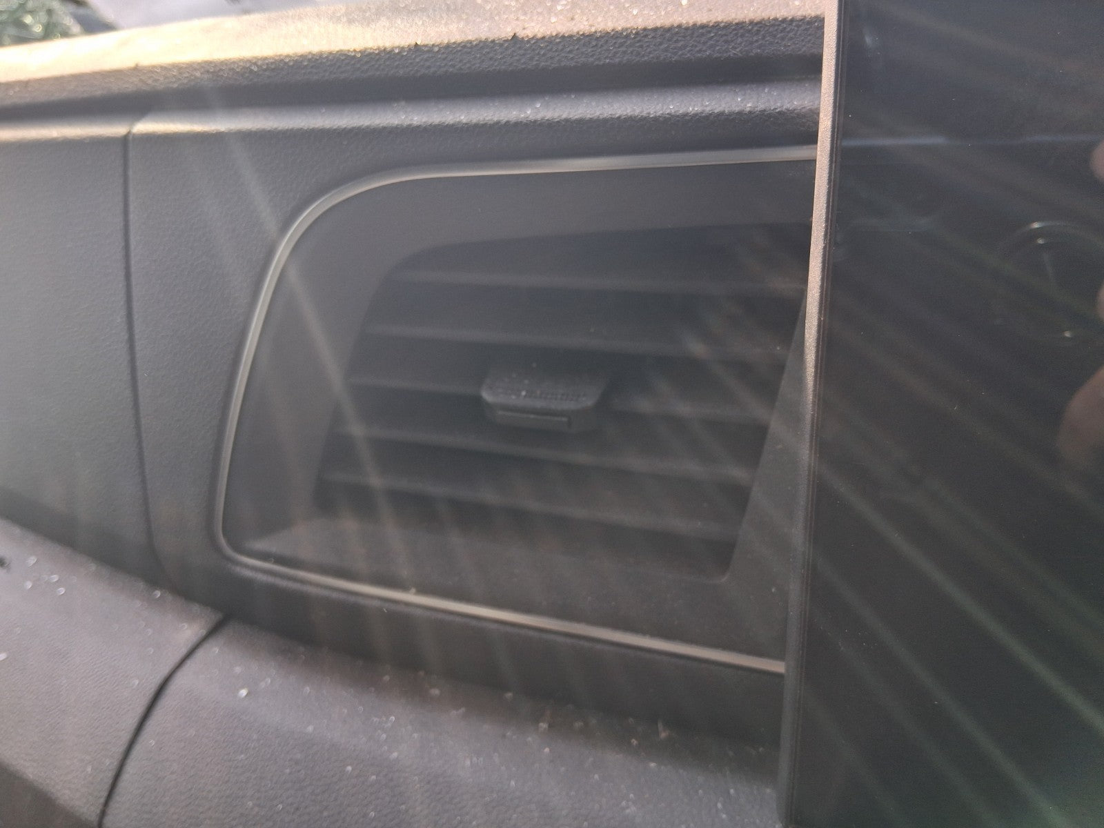2025 RENAULT MASTER MK4 NSF PASSENGER SIDE MIDDLE INTERIOR AIR VENT