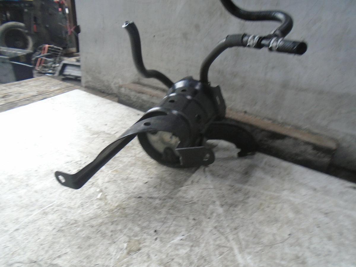 2017 SEAT TOLEDO MK4 1.6 DIESEL OIL FILTER HOUSING