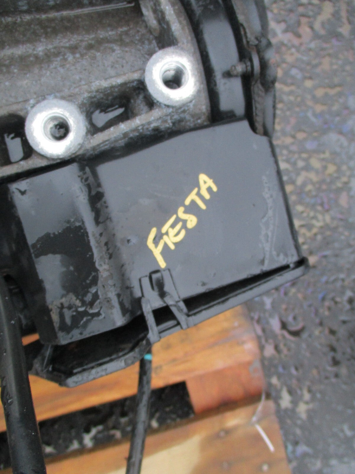 FORD FIESTA MK7 2011 1.25 PETROL 5 SPEED MANUAL GEARBOX 8A6R7002CA