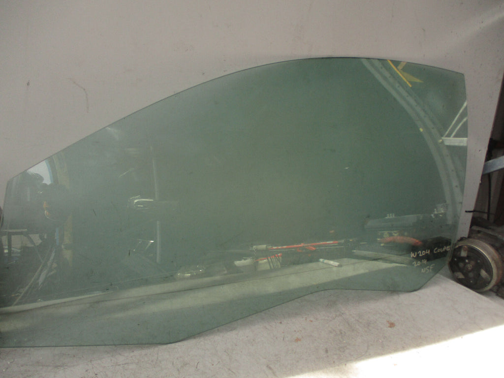 2014 MERCEDES BENZ C CLASS COUPE NSF PASSENGER SIDE FRONT LEFT DOOR WINDOW GLASS