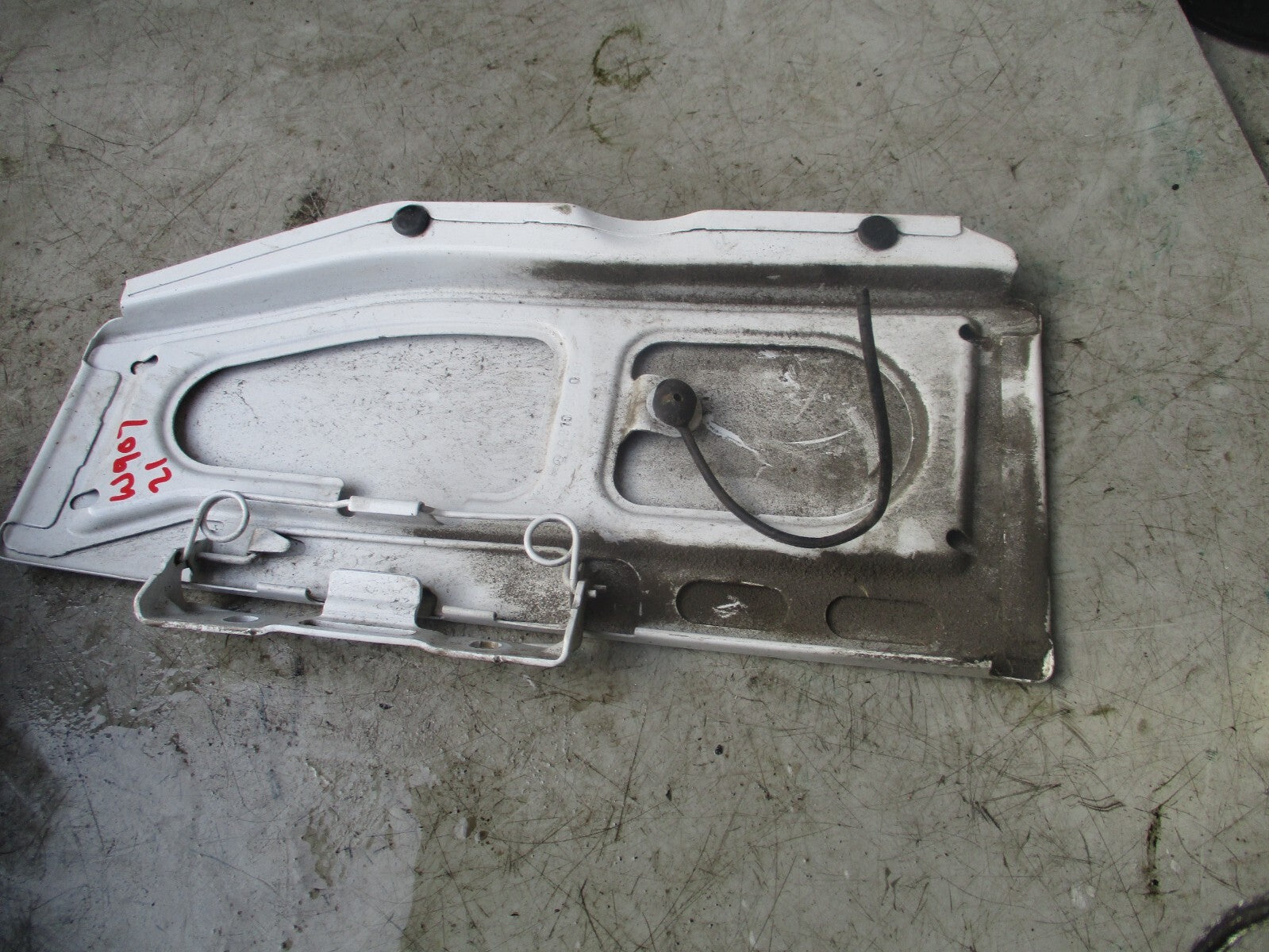2021 MERCEDES BENZ SPRINTER W907  FUEL FILLER FLAP WHITE A9107500000