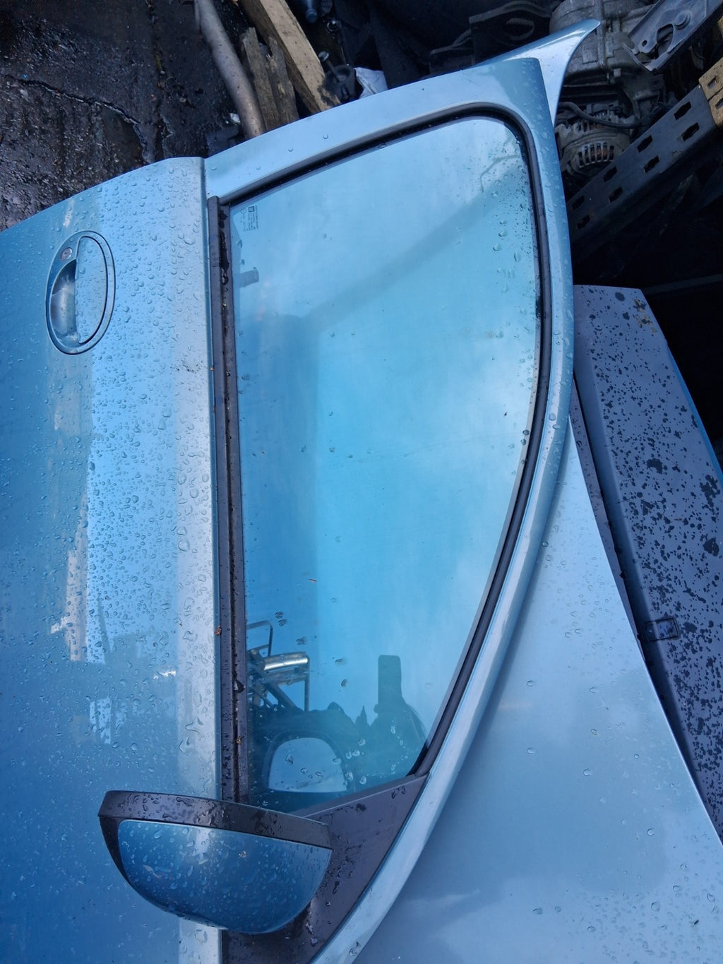 2006 VAUXHALL CORSA C OSF DRIVER SIDE FRONT RIGHT COMPLETE DOOR BLUE