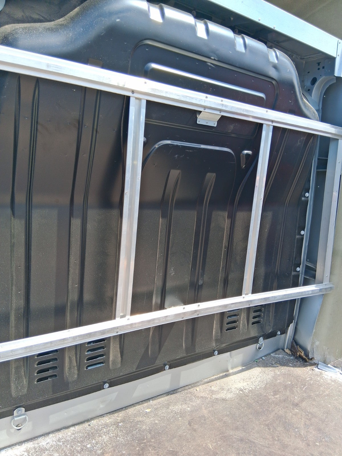 2023 RENAULT MASTER MK3 BULKHEAD PARTITION COMPARTMENT