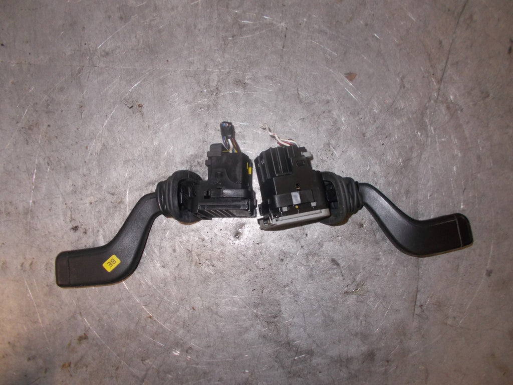 VAUXHALL VECTRA B 2002 HEADLIGHT WIPER STALKS 090243395501