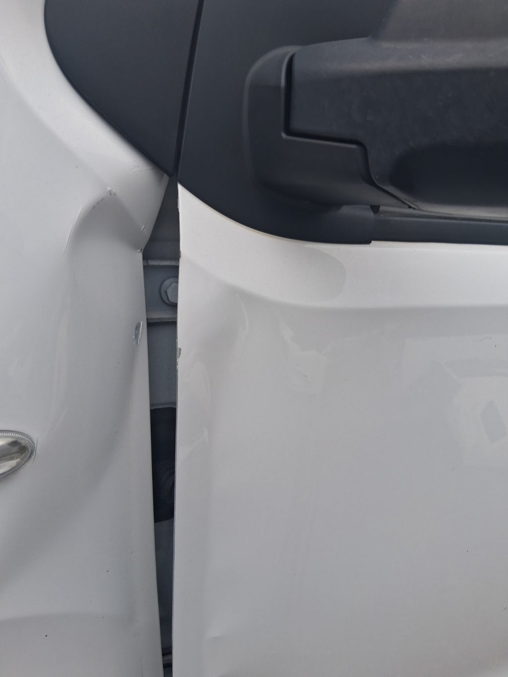 2019 CITROEN DISPATCH VIVARO MK3 NSF PASSENGER FRONT BARE DOOR WHITE HAS DAMAGED