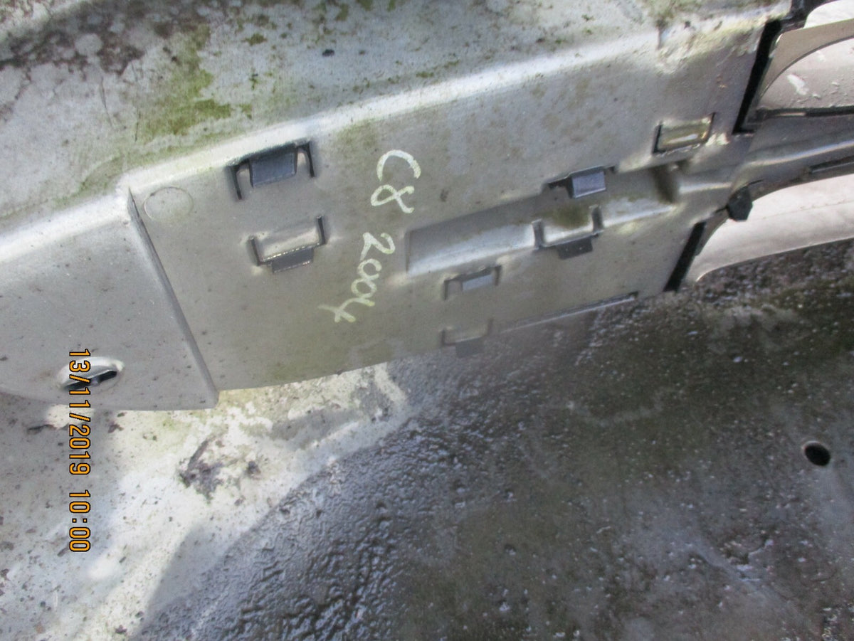 CITROEN C8 2004 COMPLETE FRONT PLASTIC BUMPER WITH CENTRE GRILL IN BLACK