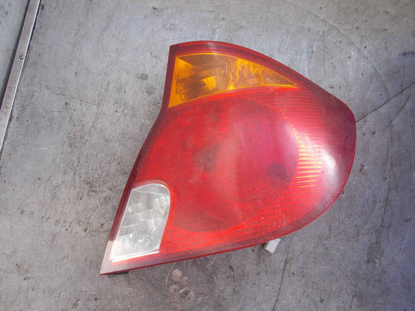 HYUNDAI ACCENT 2003 OSR DRIVER SIDE REAR LIGHT TAIL LIGHT 92402257