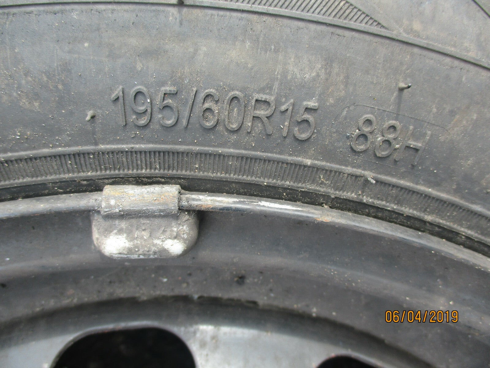 FORD TRANSIT STEEL WHEEL & TYRE HILO 4X108 195/60 R15