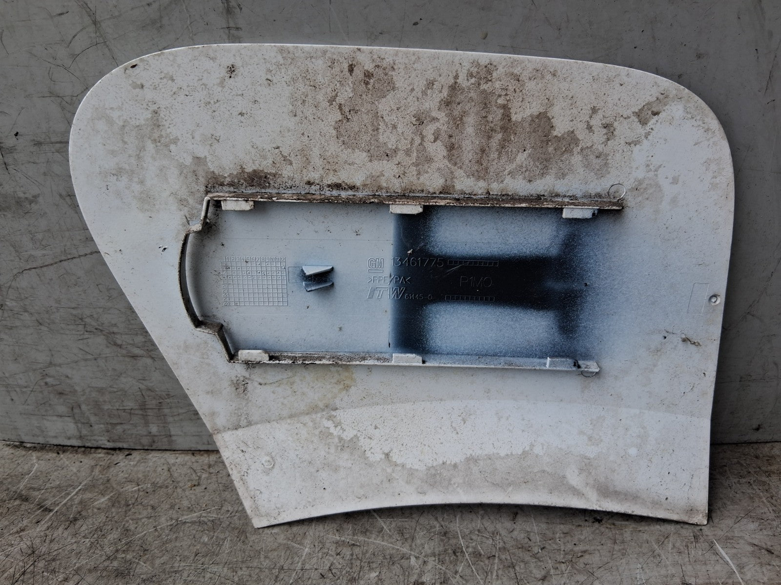 VAUXHALL CROSSLAND X 2018 FUEL FLAP LID COVER CAP WHITE 13461775