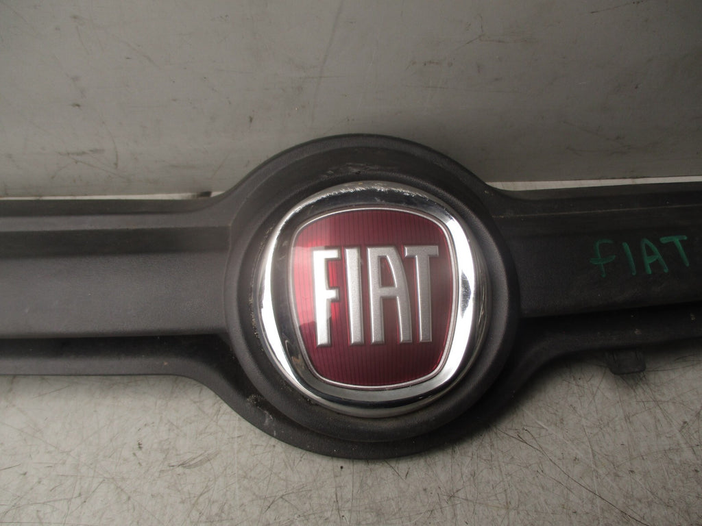 2017 FIAT PANDA MK3 FRONT BUMPER GRILLE 735520656
