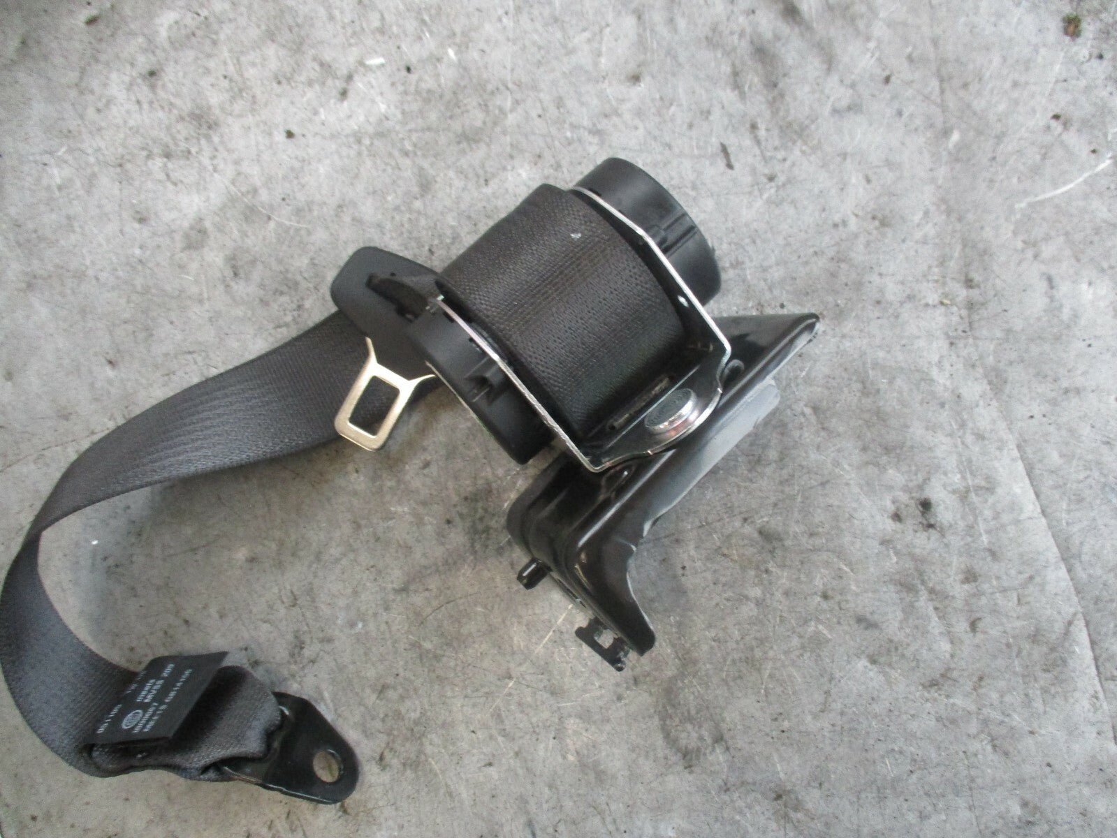 VAUXHALL ASTRA J NSR PASSENGER SIDE REAR PRE TENSIONED SEAT BELT 616569200C