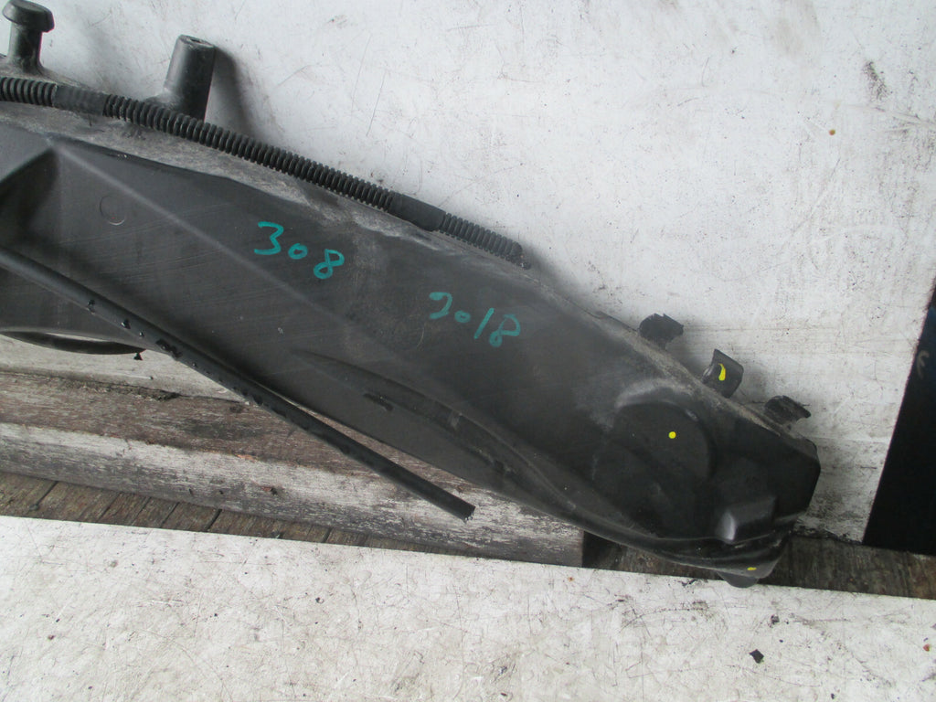 PEUGEOT 308 MK2 2018 FRONT WINDSCREEN WASHER WATER BOTTLE