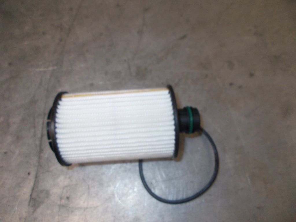 MANN OIL FILTER ELEMENT WHITE (DAMAGED) 501860049