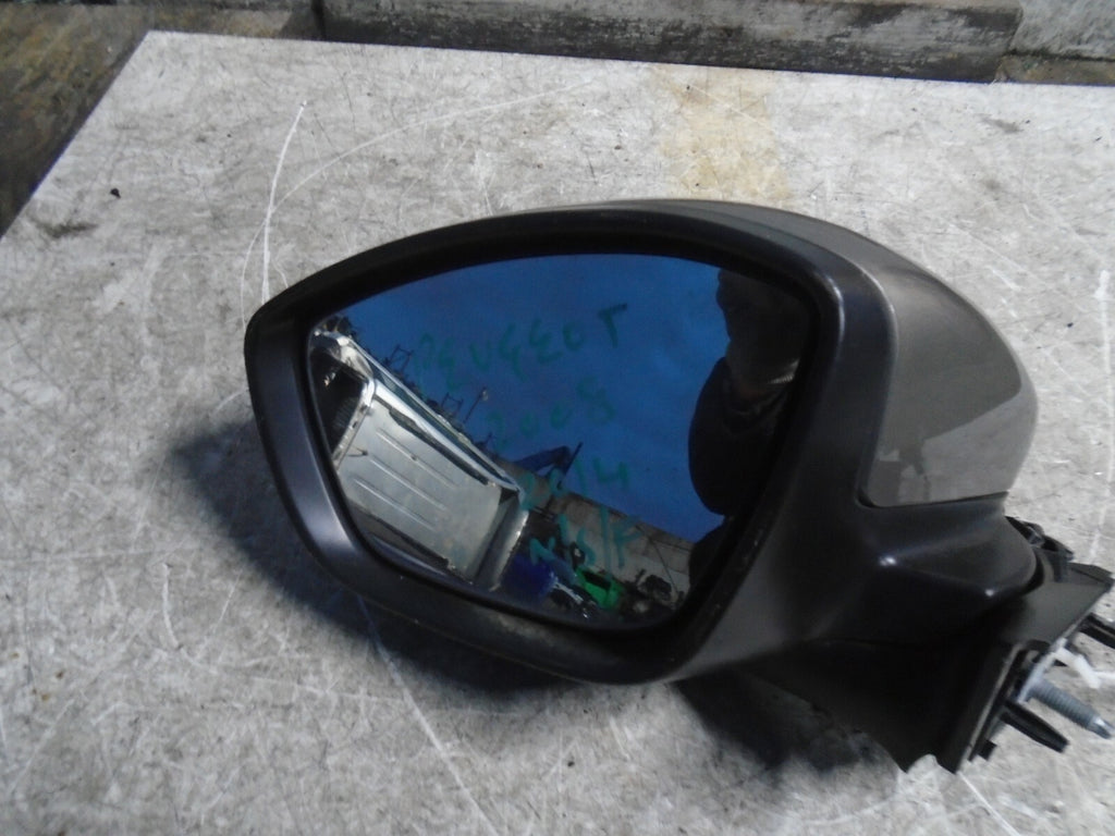 PEUGEOT 2008 2014 MK1 NSF FRONT PASSENGER SIDE WING MIRROR