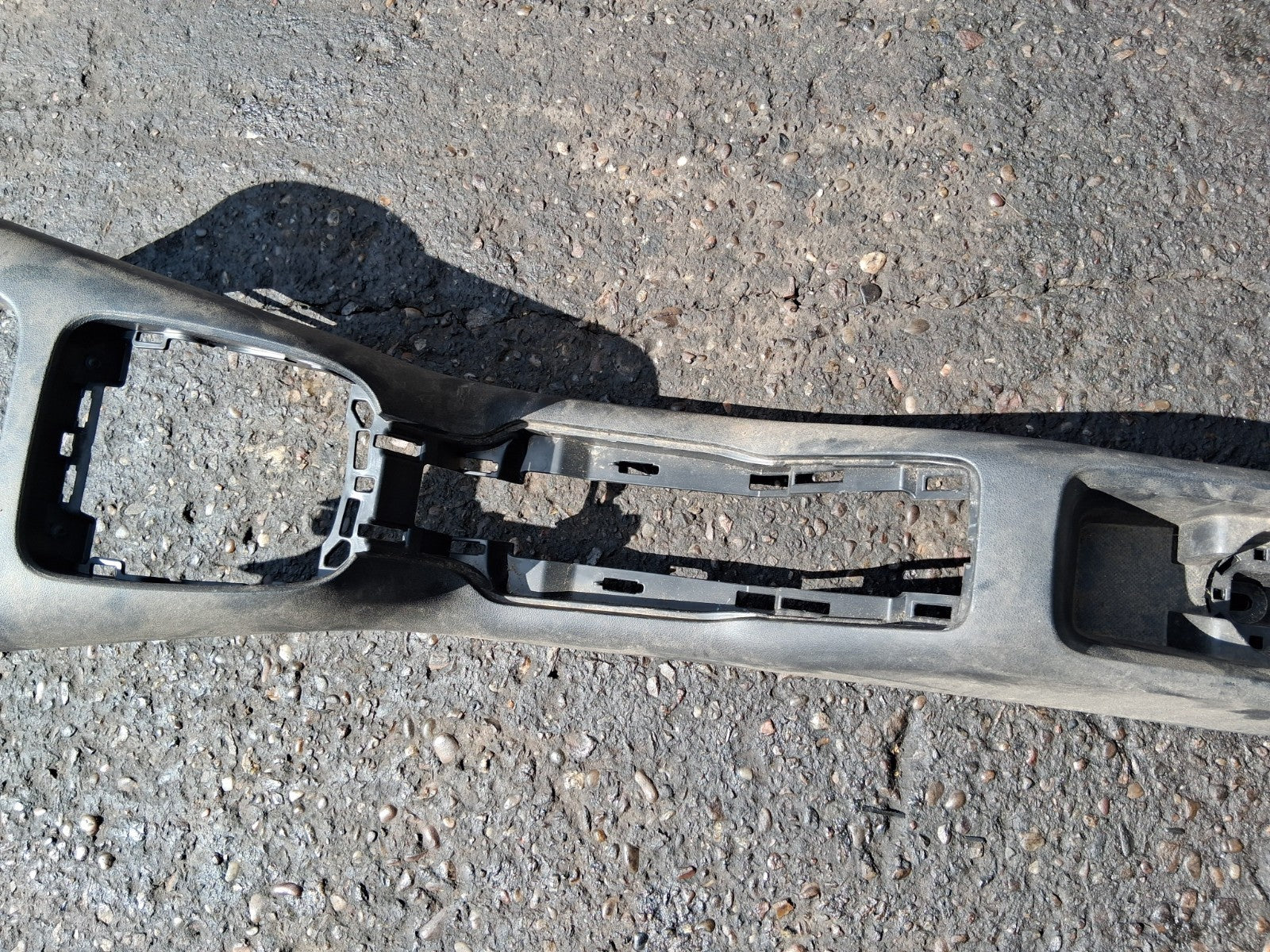 2021 CITROEN C3 MK3 CENTRE CONSOLE SURROUND TRIM PANEL COVER 9812499377