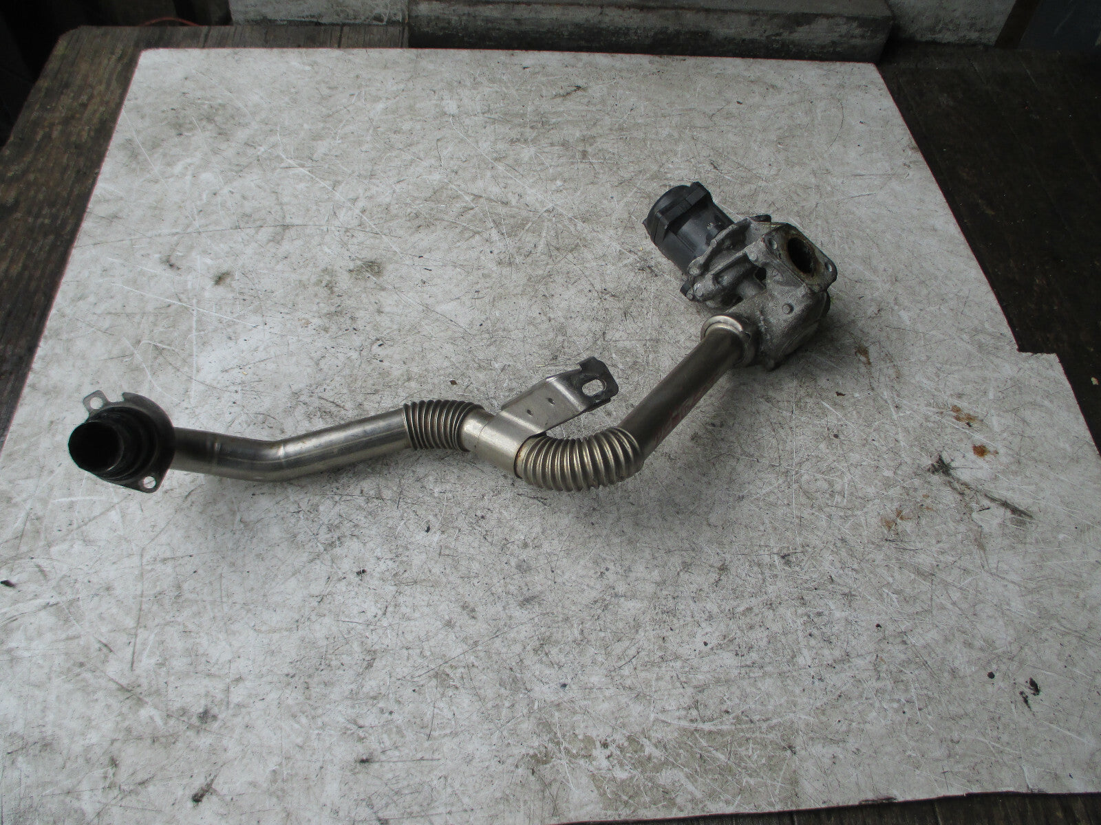 PEUGEOT 207 2006 1.4 DIESEL HDI EGR VALVE METAL PIPE ASSEMBLY 9658203780
