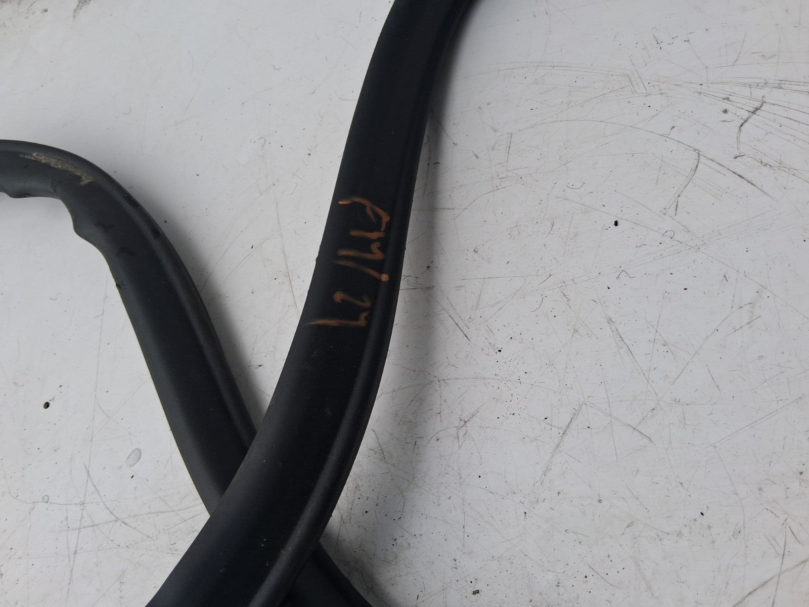2024 BMW 2 SERIES F44 COUPE OSR DRIVER SIDE REAR RIGHT DOOR RUBBER SEAL 22336711