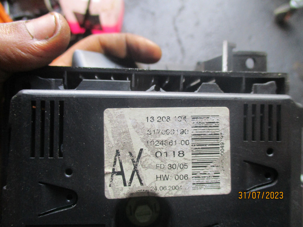 VAUXHALL ASTRA H 2009 DIGITAL DISPLAY UNIT 13208194