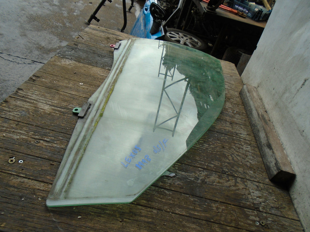 LEXUS GS300 1998 MK2 OSF DRIVER SIDE FRONT DOOR WINDOW GLASS