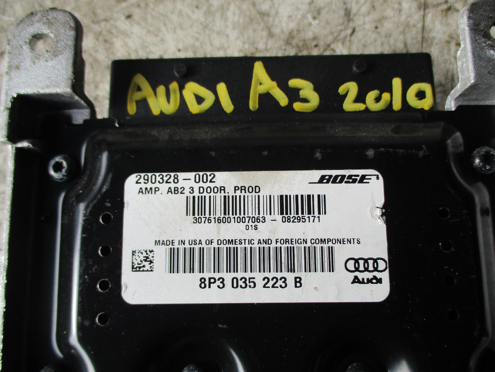 AUDI A3 8P 2010 BOSE AMPLIFIER UNIT MODULE 8P3035223B
