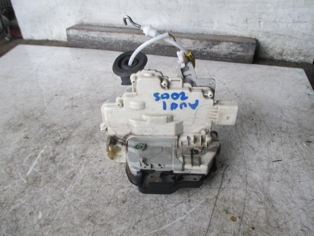 AUDI A3 2005 8P NS PASSENGER SIDE DOOR LOCK MECHANISM