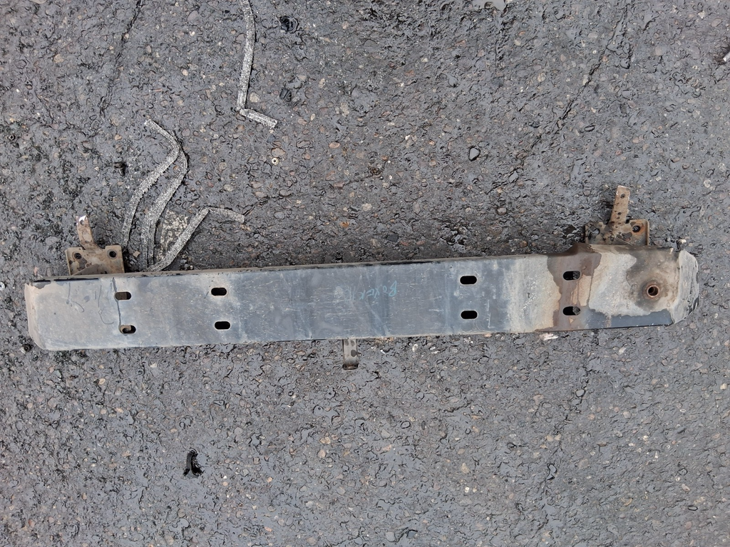 2005 VAUXHALL CORSA C REAR BUMPER CRASH BAR REINFORCEMENT BAR