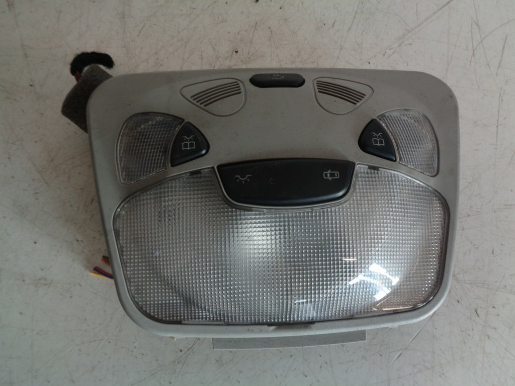 MERCEDES BENZ C CLASS 2005 W203 OVERHEAD ROOF INTERIOR LIGHT A2038204601