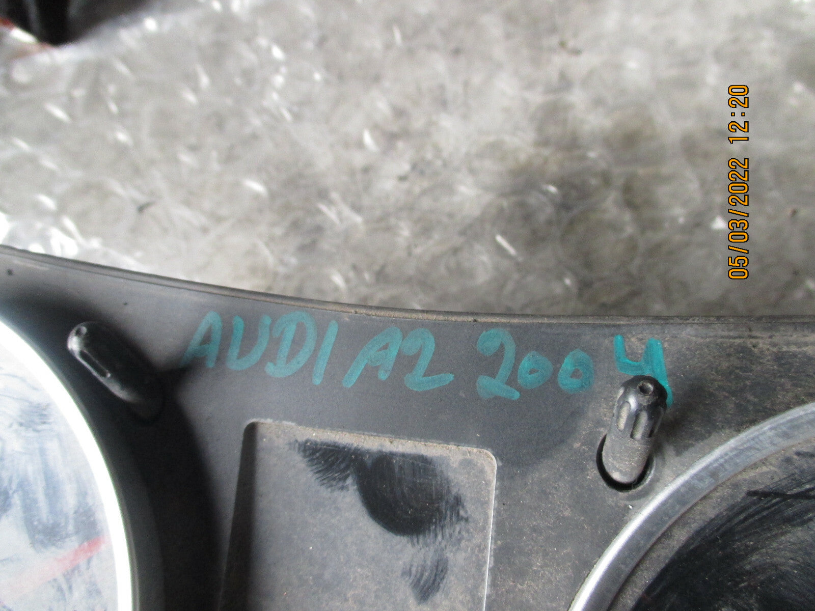 AUDI A2 2004 SPEEDOMETER INSTRUMENT CLUSTER 81117994