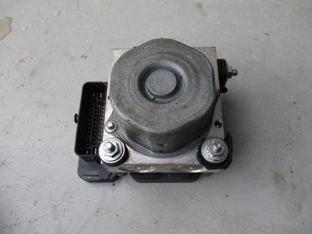 MERCEDES BENZ A CLASS W176 2015 1.5 DIESEL ABS PUMP MODULE A0004313700