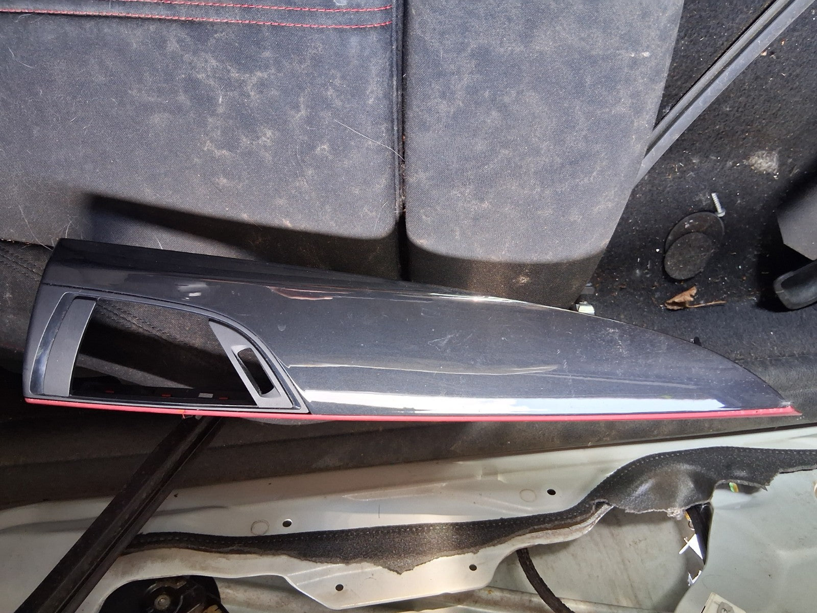 2014 BMW 1 SERIES F20 3 DOOR NS PASSENGER SIDE DASHBOARD AIR VENT TRIM 9205370
