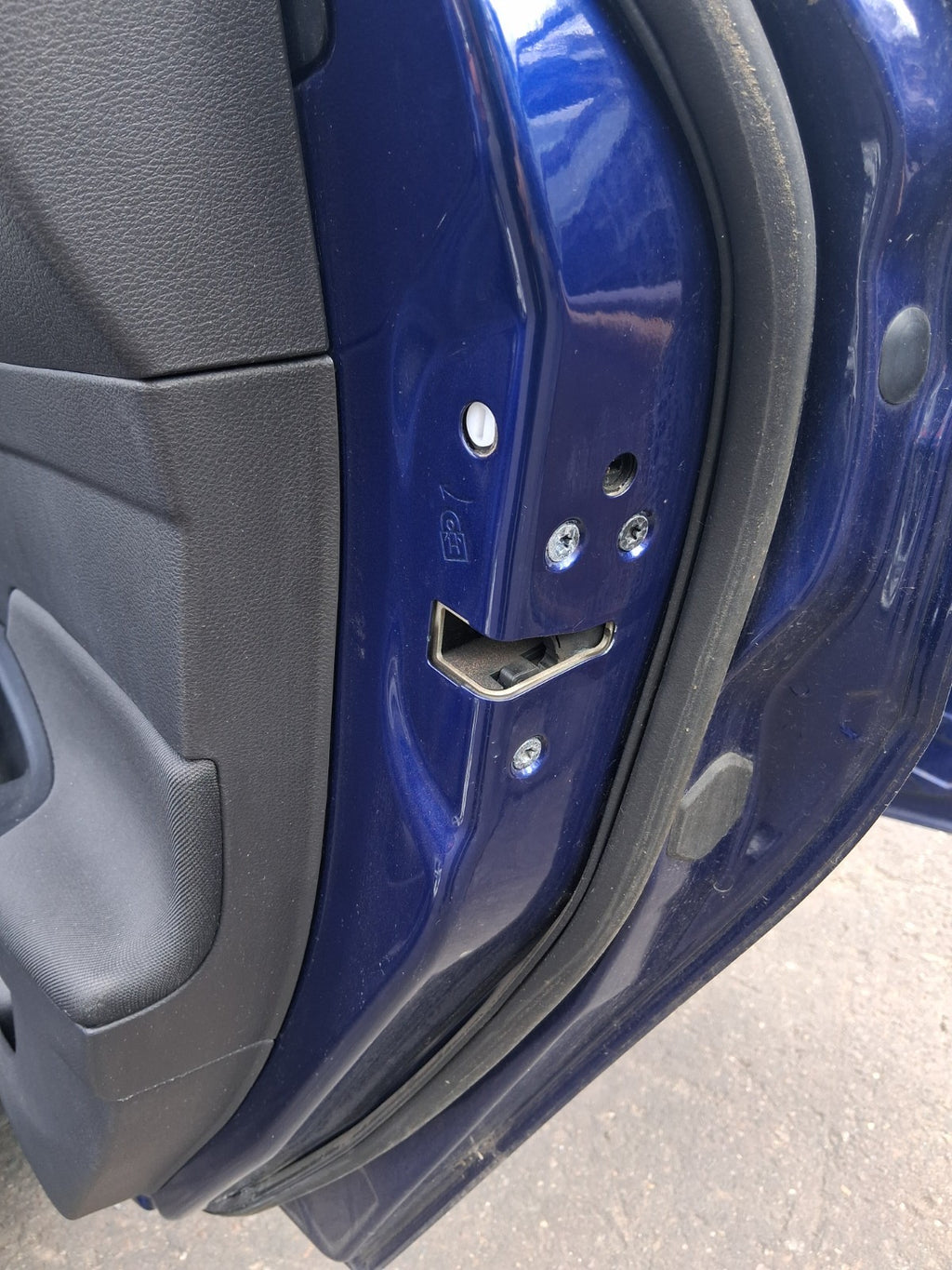 2015 FORD FOCUS MK3 OSR DRIVER SIDE REAR DOOR LOCK MECHANISM