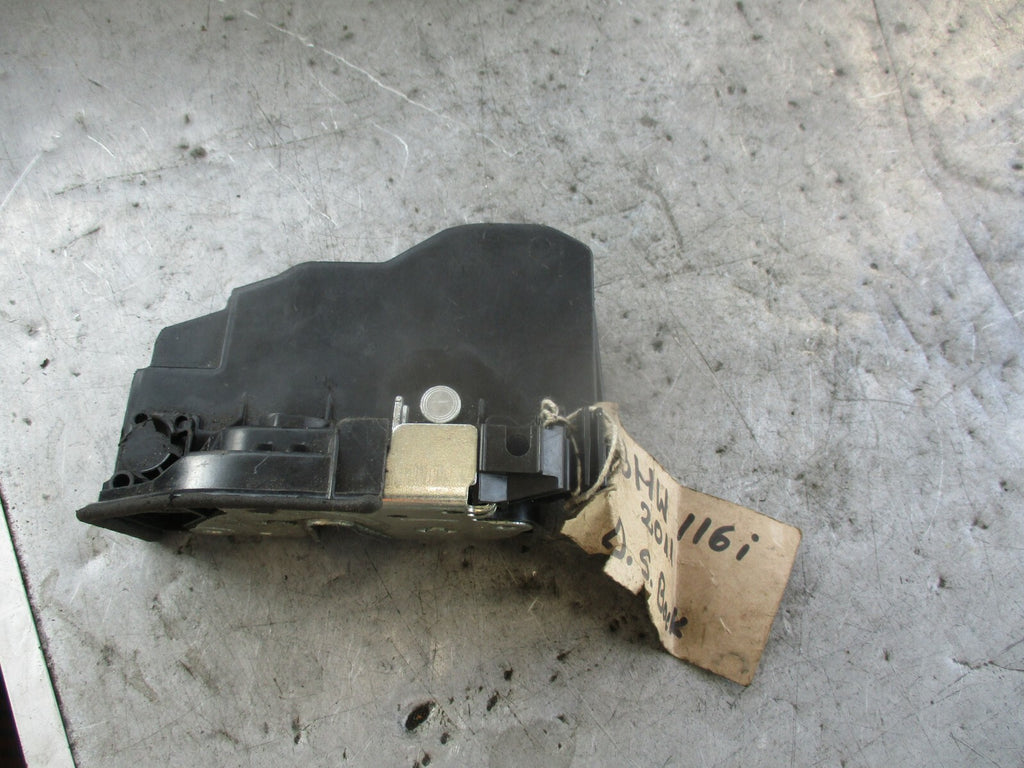 BMW 1 SERIES OFF DRIVER SIDE REAR DOOR LOCK MECH OSR A053702