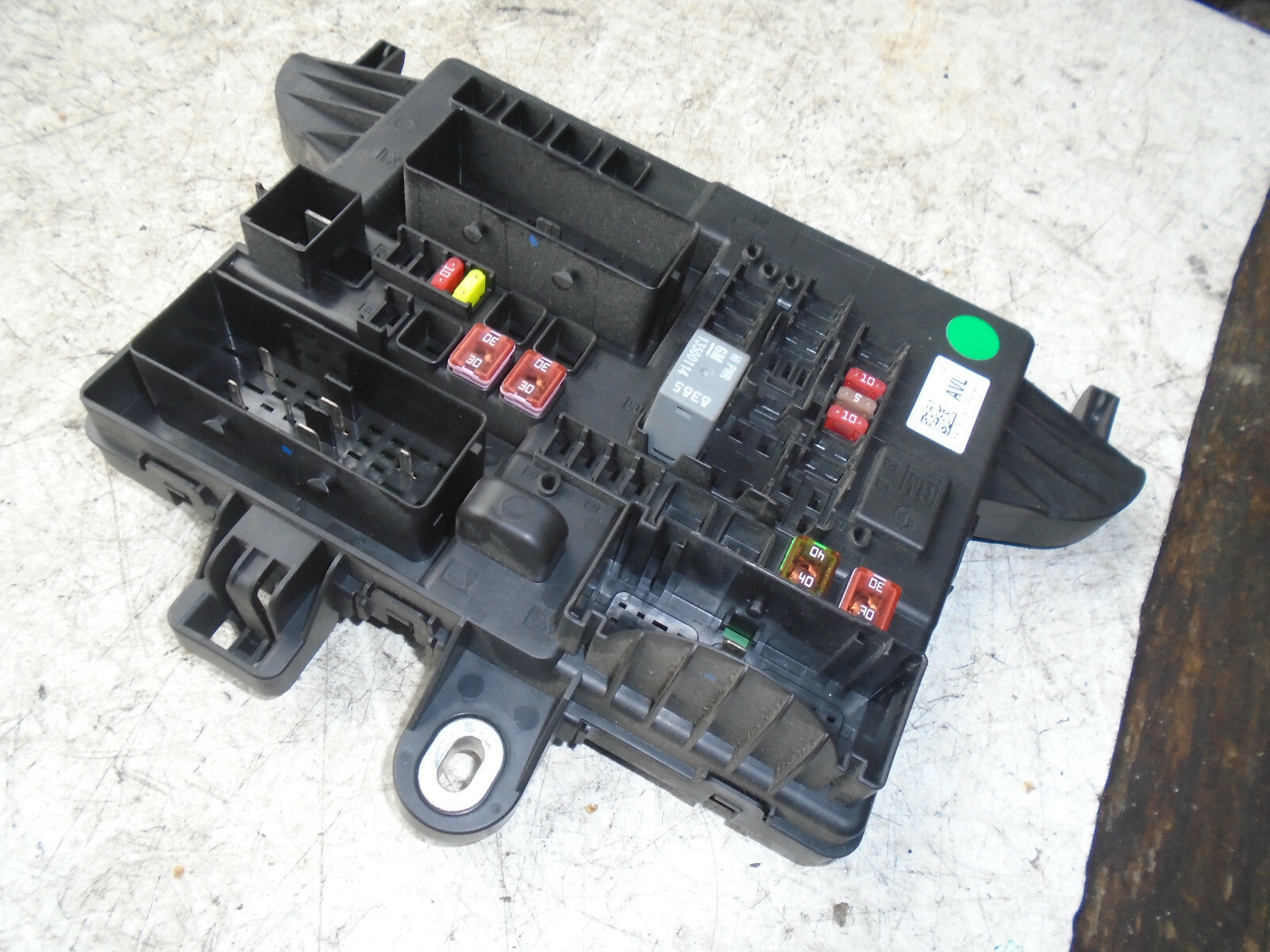 VAUXHALL INSIGNIA MK1 2012 REAR FUSEBOX MODULE 22737769