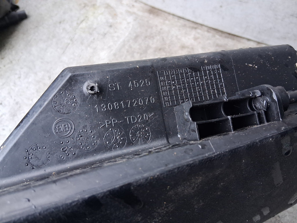 2023 VAUXHALL MOVANO C MK3 DASHBOARD GLOVE BOX STORAGE COMPARTMENT 1308172070